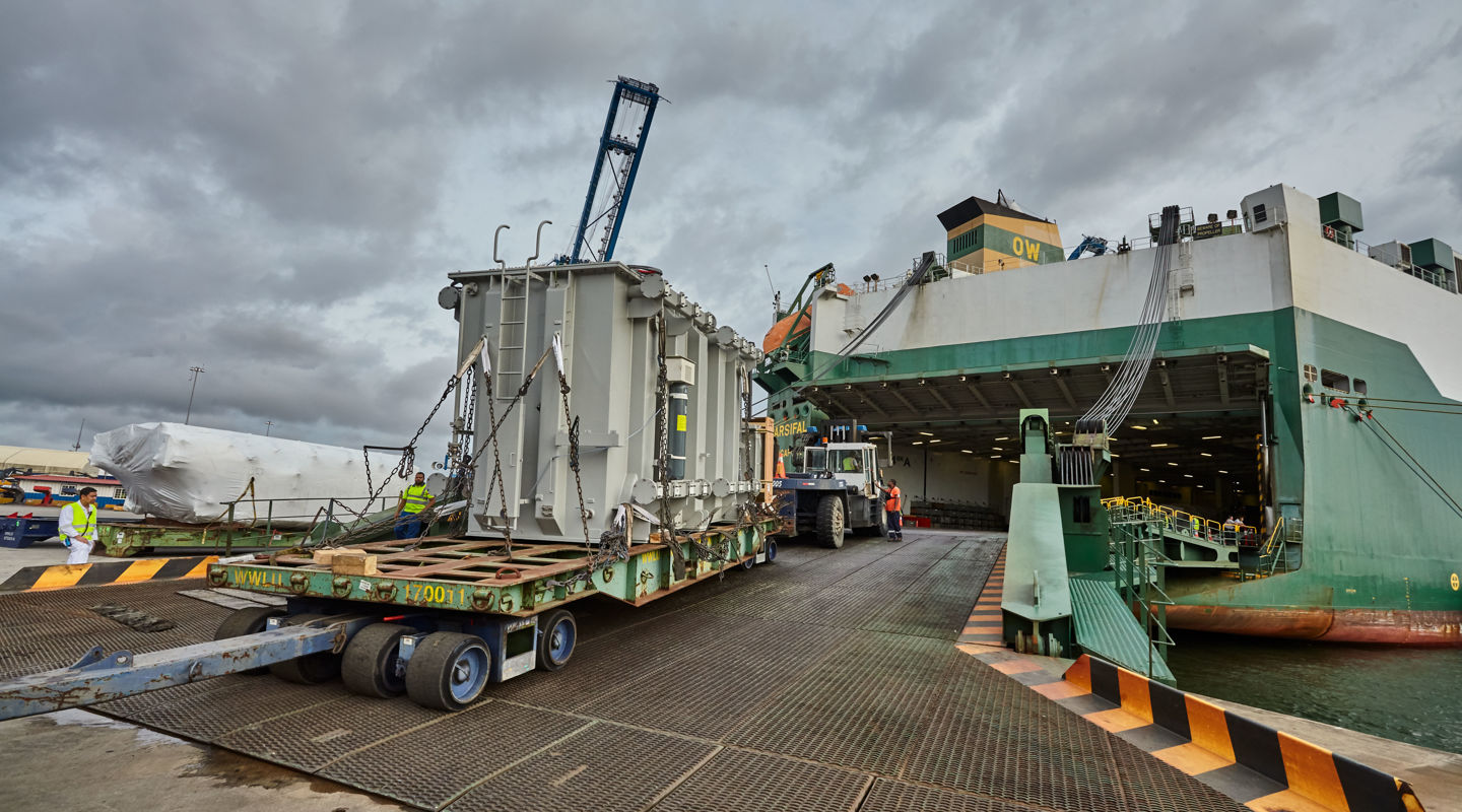 Less lifting transformer shipment 1 Less lifting transformer shipment 1