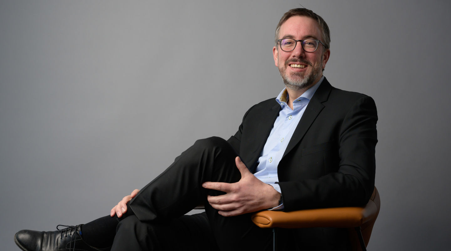Simon White Simon White