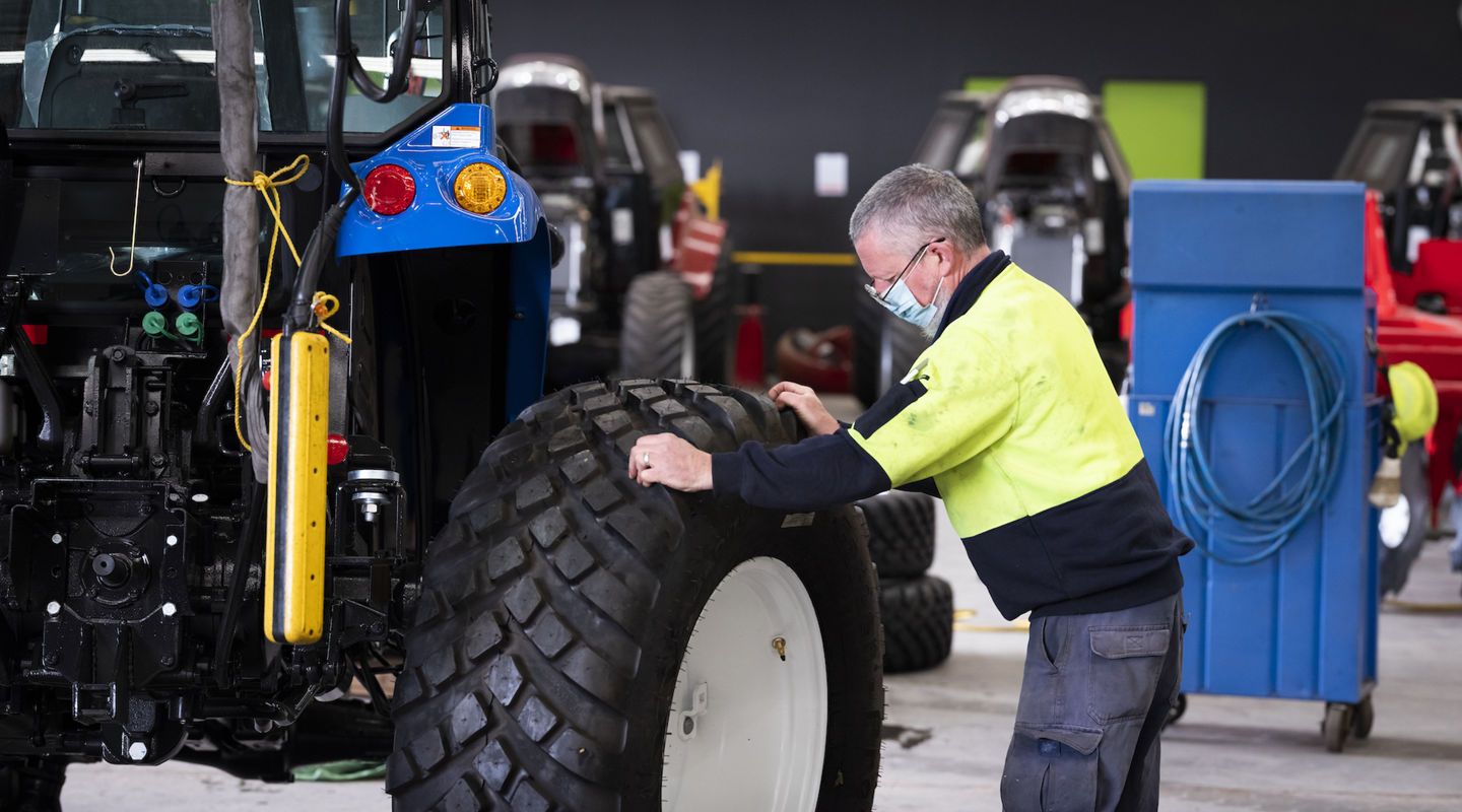 Processing services at Laverton EPC Processing services at Laverton EPC